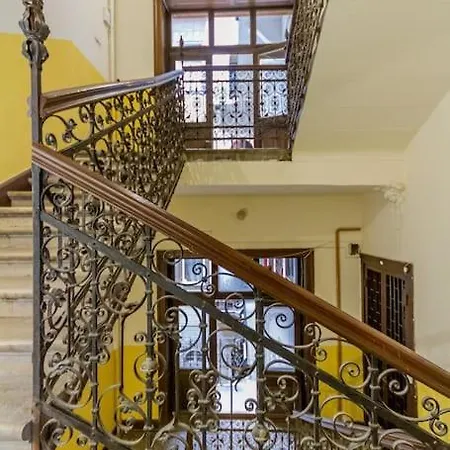 Apartment S37 Luxury Downtown *